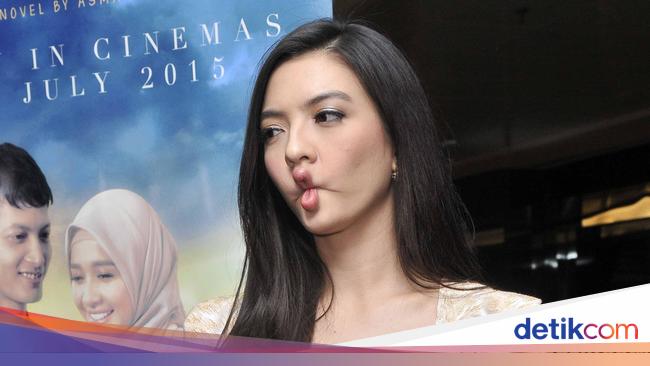 Pasang Muka Jelek Aja Raline Shah Tetap Cantik Setuju