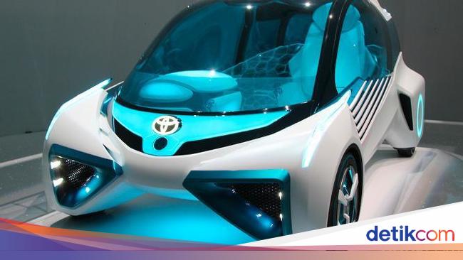 2022, Toyota Siap Jual Mobil Listrik yang Bisa Dicas Cepat