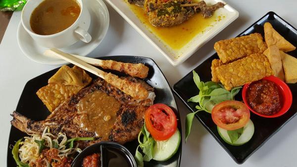 Warung Be Pasih: Di Sini Ada Ikan Bakar Berbumbu Khas Bali Yang Sedap