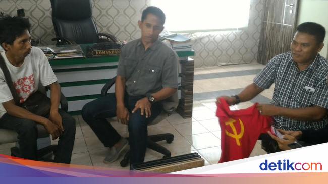 Pakai Kaos Palu Arit Pedagang Cabai Diamankan Intel Kodim Pakai Kaos Palu Arit Pedagang Cabai Diamankan Intel Kodim