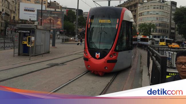 Menjajal Metro Dan Trem Tertua Di Istanbul