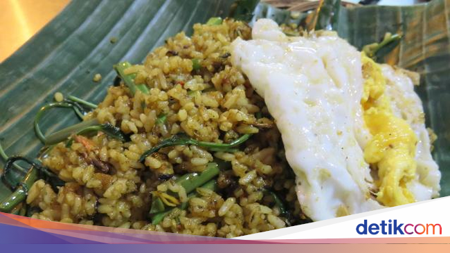 Sedap Mengenyangkan Nasi  Goreng  Kaki  Lima  yang Enak dan 