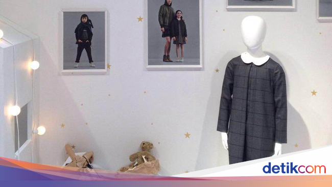 Uniqlo Rilis Baju Kembar untuk Keluarga di Koleksi Fall Uniqlo Rilis Baju Kembar untuk Keluarga di Koleksi Fall