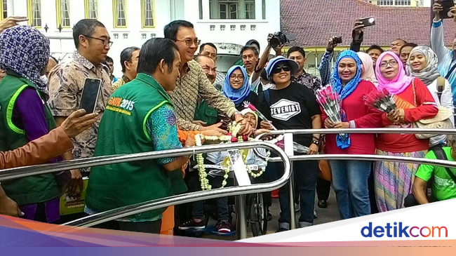 Ahok Resmikan Portal S untuk Penyandang Disabilitas di 