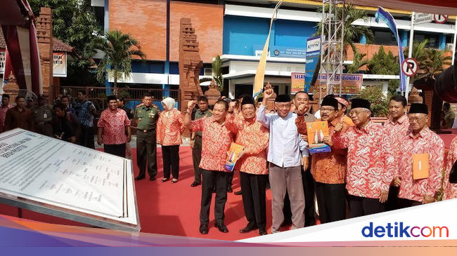 Lokalisasi Balongcangkring Resmi Ditutup, Jatim Bebas Lokalisasi Balongcangkring Resmi Ditutup, Jatim Bebas