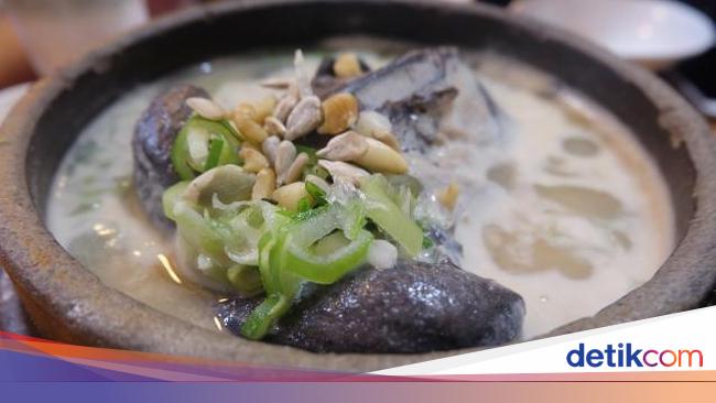Tosokchon Samgyetang: Racikan Sup Ayam Hitam dan Ginseng dari Restoran Lege...
