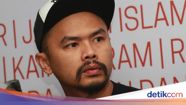 Hindari Kdrt Wendy Cagur Jalani Kehidupan Yang Biasa Biasa Saja