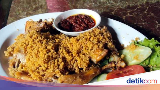 Sedap! 5 Racikan Ayam Goreng Kremes yang Nikmat Disantap 