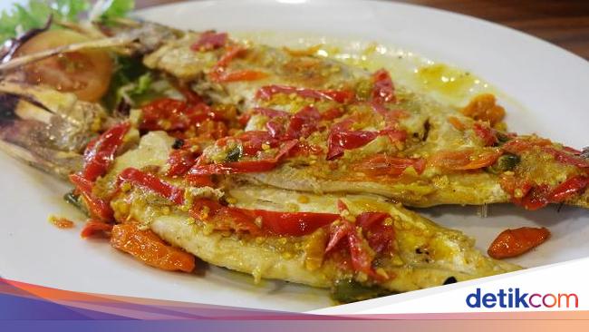 Dermaga Makassar Seafood: Enaknya Ikan Sukkang Bakar Rica 