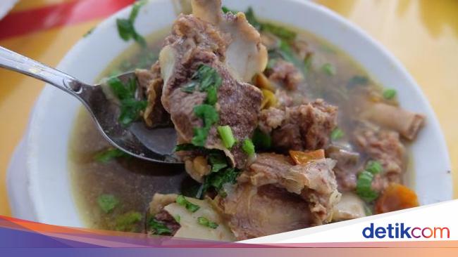 Bengkel Mencicip Sedapnya Bebalung dan Sayur Komak Bengkel Mencicip Sedapnya Bebalung dan Sayur Komak