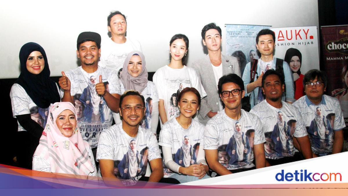 Onlayn porno trans qaroqchiga dars beradi Yapon beva porno