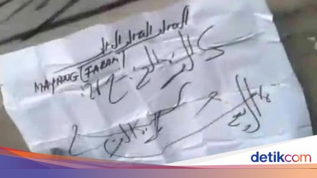 Tulisan Arab Nama Teguh
