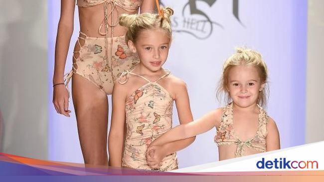 Tampilkan Anak SD Berbikini di Runway Merek Baju Renang Tampilkan Anak SD Berbikini di Runway Merek Baju Renang