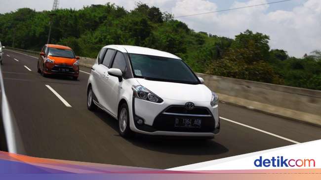 Warna Populer Sienta, Putih dan Silver Warna Populer Sienta, Putih dan Silver