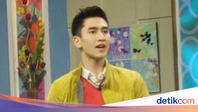 Verrell Bramasta Sebut Sang Ayah Akan Nikah Lagi September Verrell Bramasta Sebut Sang Ayah Akan Nikah Lagi September