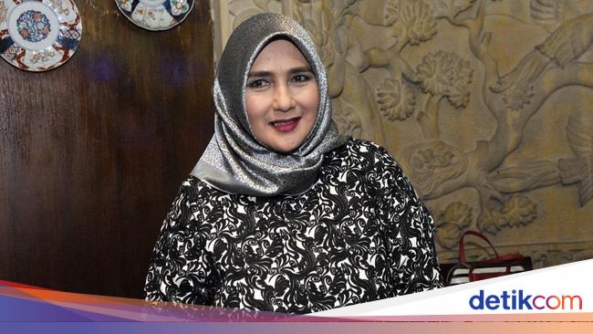 Merasa Tak Dihargai Di Film Yati Octavia Pilih Sinetron 