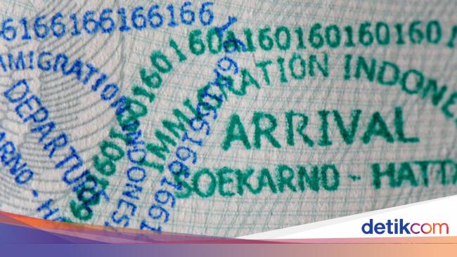 Jokowi Tetapkan 13 Negara Bebas Visa Kunjungan ke RI