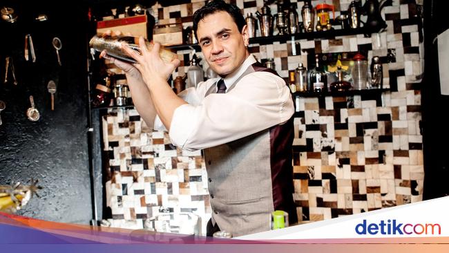 Kalau Ingin Tahu Ini yang Terjadi Dibalik Meja  Bartender  1 