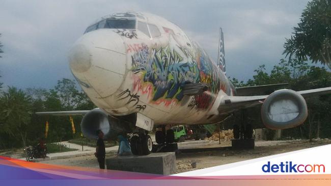 Pakai Pesawat Bekas Lamongan Bikin Tempat Wisata Pakai Pesawat Bekas Lamongan Bikin Tempat Wisata