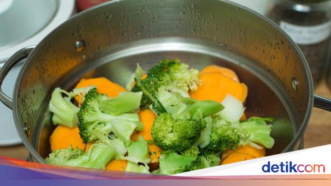 Mengukus dan Merebus Makanan Bisa Kurangi Terbentuknya Zat 