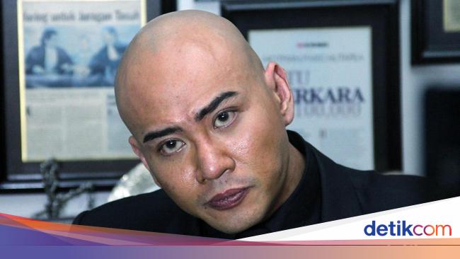 Deddy Corbuzier Operasi Lipatan Mata Tanpa Anestesi Bahaya Tidak Ya
