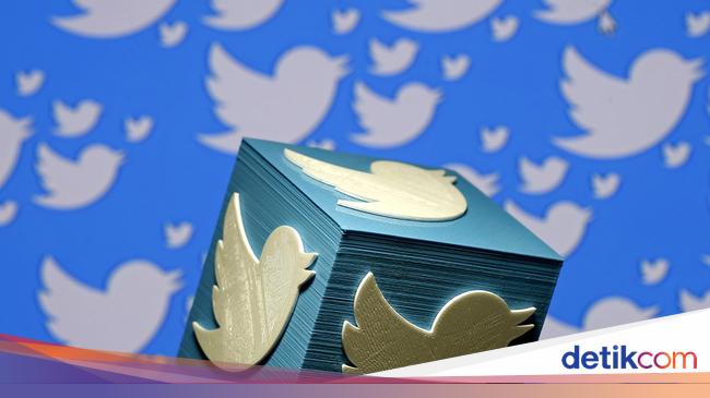 The Rise of Twitter Competitors Amidst Recent Troubles: Spill, Bluesky, and More.