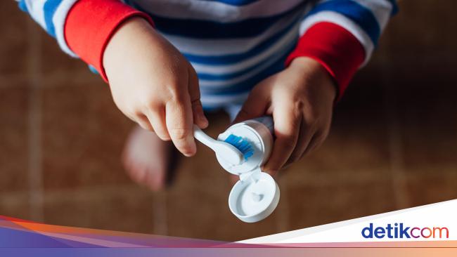 Ternyata Rajin Sikat Gigi Bisa Kurangi Risiko Pikun