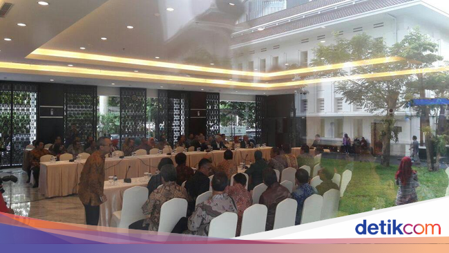 Jonan Rapat Tertutup dengan Pejabat ESDM