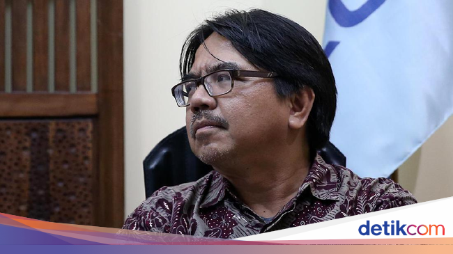 Penjelasan Ade Armando Soal Postingan Hadis dan Gambar  