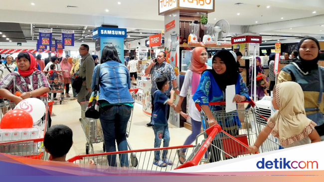 Hari Terakhir Promo 3 Hari Grand Opening Transmart 