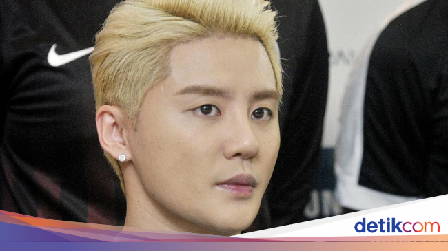 Ini Alasan Pria Korea  Selatan  Gemar Pakai Makeup 