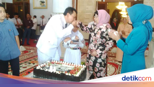 Bupati Irsyad Undang Pejabat hingga Tukang Kebun Gelar 