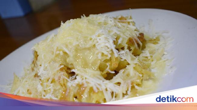 Enaknya Ngemil Roti  Cane  Keju dengan Teh Tarik Khas Aceh 