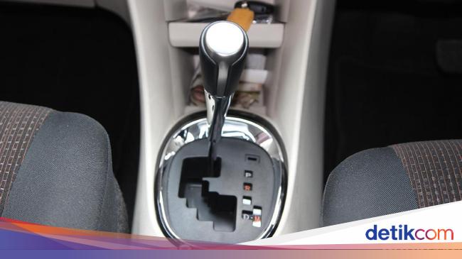 Sudah Tahu Arti Huruf Dan Angka Di Persneling Mobil Matic