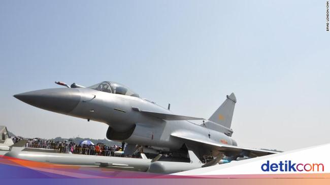 Chinese Fighter Jets Enter Taiwan Defense Zone in Largest Infiltration