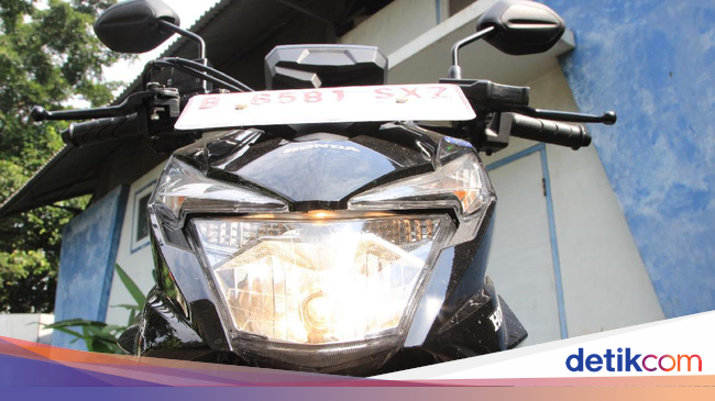 Kunci Setang Motor ke Kanan Cara Ampuh Cegah Motor Dicuri Kunci Setang Motor ke Kanan Cara Ampuh Cegah Motor Dicuri