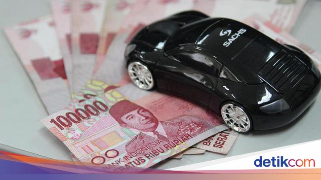 Faster Turnover, Higher Cost: Illegal Practices in Car Sales