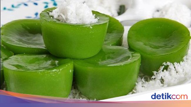 Kue Lumpang Si Hijau Cantik yang Kenyal dari Palembang