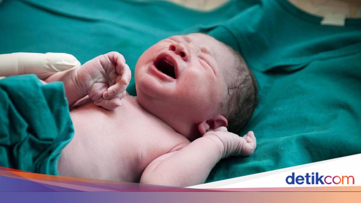 Qiz birinchi marta jinsiy aloqada bolgan video