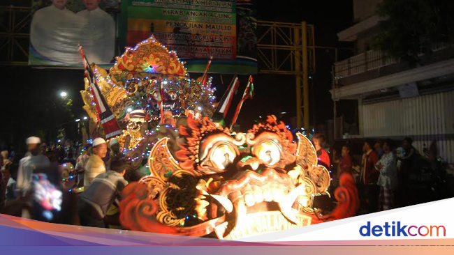 Seluruh SKPD Pemkab Situbondo Ramaikan Festival Ancak Agung
