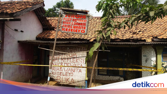 Garis Polisi Masih Terpasang di Panti Pijat Lokasi Garis Polisi Masih Terpasang di Panti Pijat Lokasi