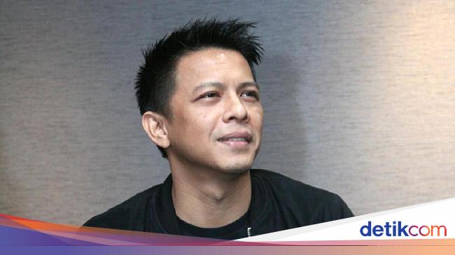 Lewat Ayu Dewi, Ariel 'NOAH' Ungkap Kriteria Pasangan Idaman Lewat Ayu Dewi, Ariel 'NOAH' Ungkap Kriteria Pasangan Idaman