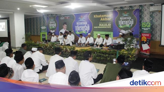 Peringati Maulid Nabi, Warga Cibinong Bogor Ngaji Khataman 