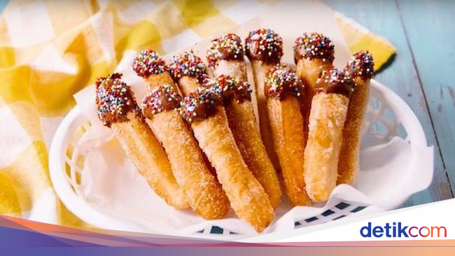 Nyamm Manis Enak Donat Bentuk Kentang dengan Celupan Nutella 