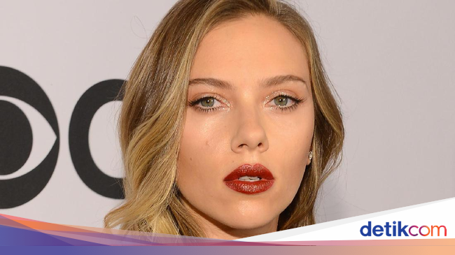 Foto 10 Artis Wanita Pemilik Rahang Pipi Terindah Menurut Foto 10 Artis Wanita Pemilik Rahang Pipi Terindah Menurut