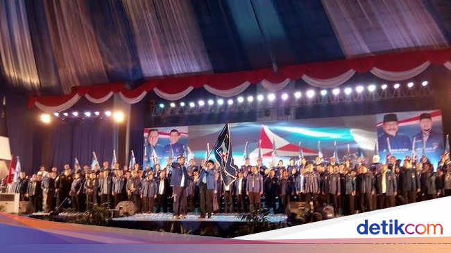 Pakde Karwo Janji Menangkan Demokrat di Pemilu 2019