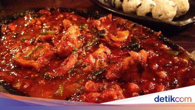 88 Korean Kitchen: Puas Menikmati Racikan Ayam Sepedas Mie 