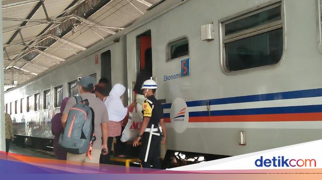 Rute KRL Rangkasbitung, Cek Dulu Jadwal Keberangkatannya