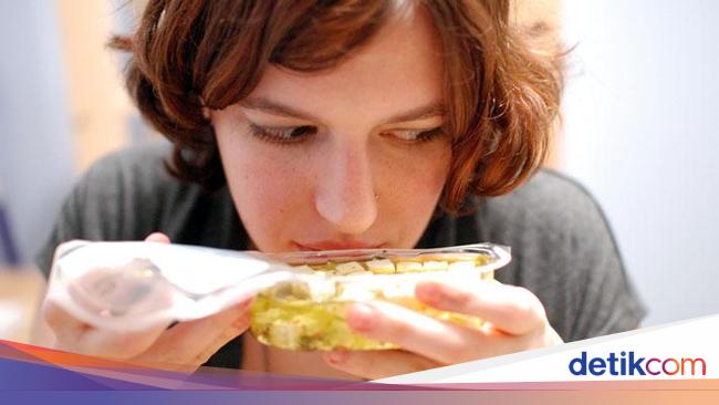 8 Makanan  yang Sering Jadi Perantara Bakteri  Penyebab  