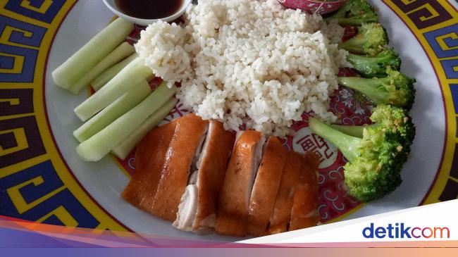 Walao Eh Puas Mencicip Nasi Hainan dan Milo T rex Jumbo Walao Eh Puas Mencicip Nasi Hainan dan Milo T rex Jumbo